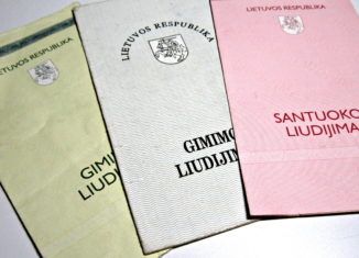 Teisę atkurti Lietuvos Respublikos pilietybę patvirtinantis pažymėjimas bei jo išdavimas