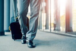Смена работодателя или должности у того же работодателя